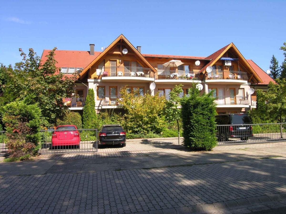 Studio In Balatonlelle 33519 Buitenkant foto
